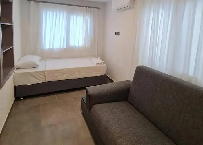 Time Hotel *